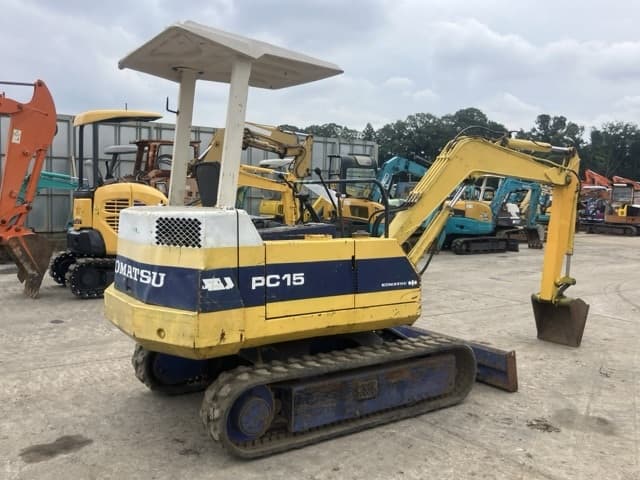 MINI EXCAVATOR — Auction (lot 8457-483)