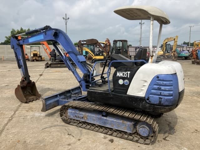 MINI EXCAVATOR — Auction (lot 8457-486)