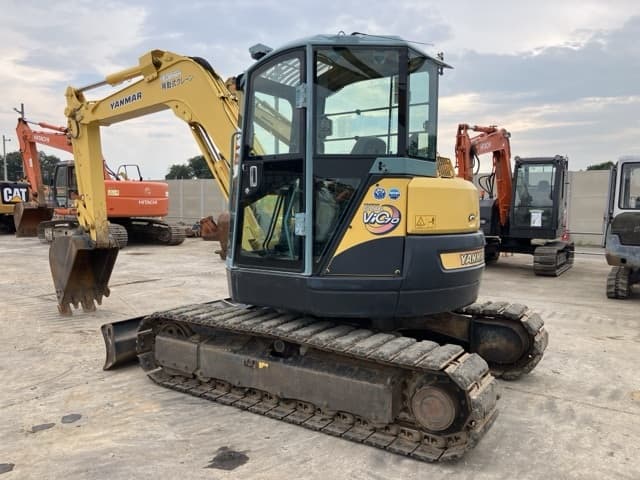 EXCAVATOR — Auction (lot 8457-489)