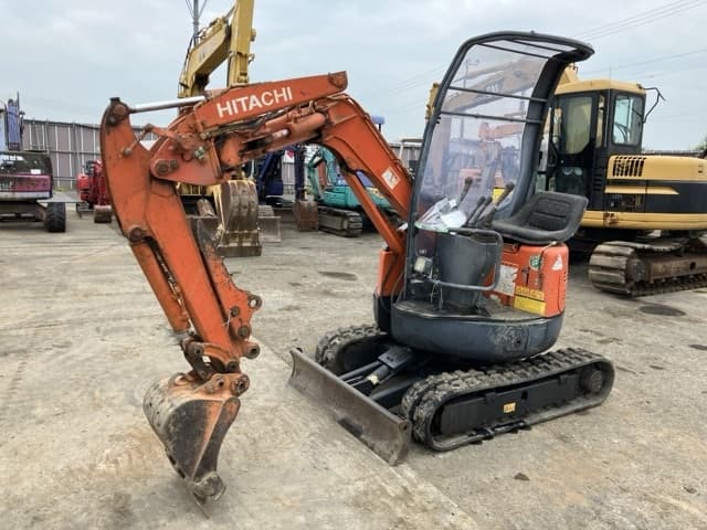 MINI EXCAVATOR — Auction (lot 8457-490)