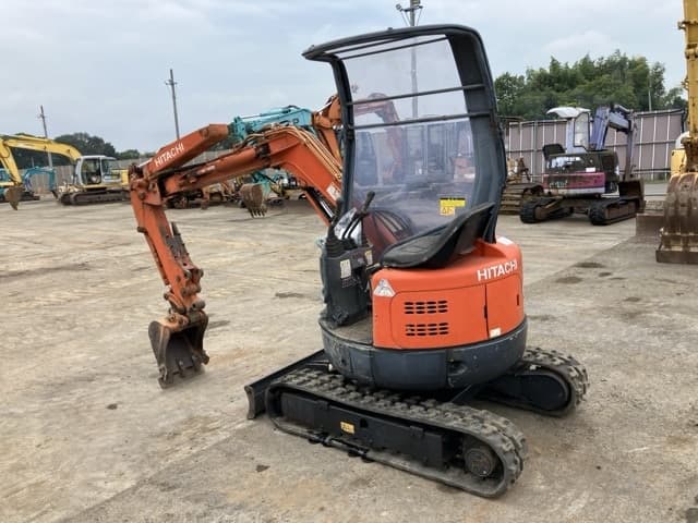 MINI EXCAVATOR — Auction (lot 8457-490)