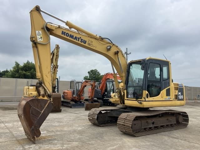 EXCAVATOR — Auction (lot 8457-491)