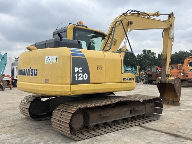 EXCAVATOR — Auction (lot 8457-491)