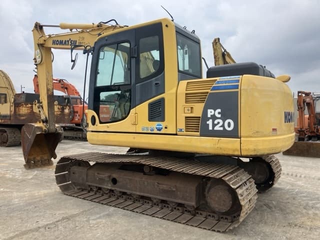 EXCAVATOR — Auction (lot 8457-491)
