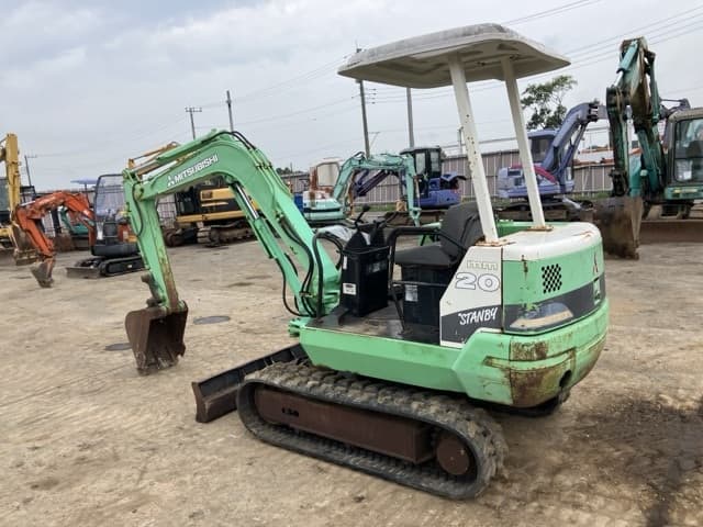 MINI EXCAVATOR — Auction (lot 8457-492)