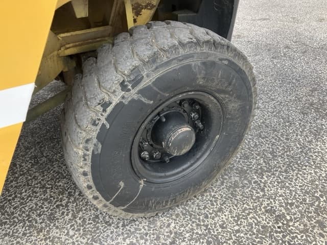 SHOVEL LOADER — Auction (lot 8457-495)