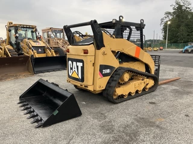 SKID STEER LOADER — Auction (lot 8457-498)