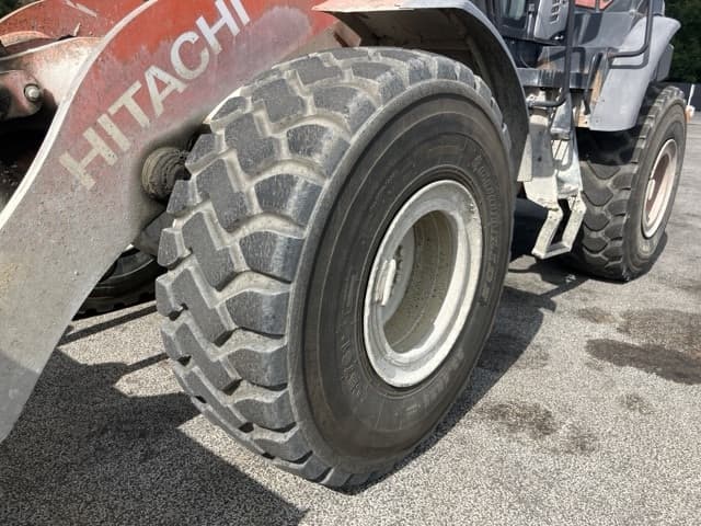WHEEL LOADER — Auction (lot 8457-5)