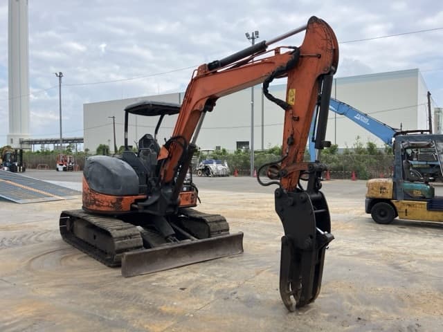 MINI EXCAVATOR — Auction (lot 8457-50005)