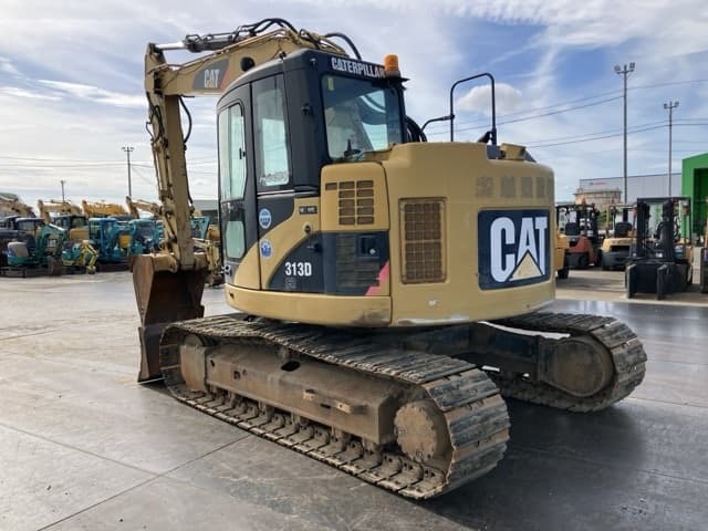 EXCAVATOR — Auction (lot 8457-50008)