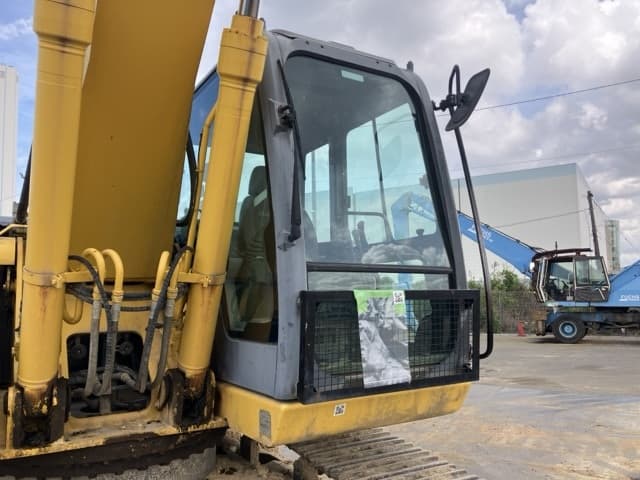 EXCAVATOR — Auction (lot 8457-50010)