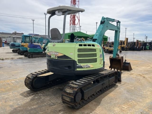 MINI EXCAVATOR — Auction (lot 8457-50011)