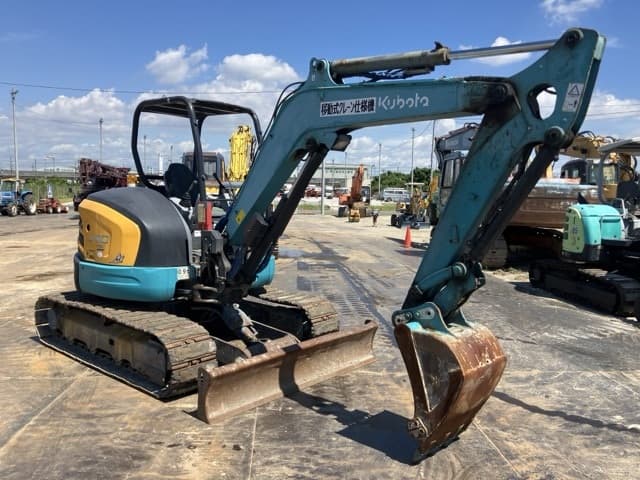 MINI EXCAVATOR — Auction (lot 8457-50013)