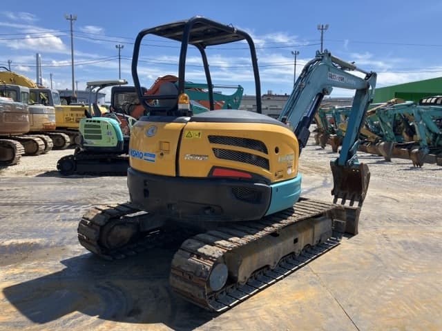 MINI EXCAVATOR — Auction (lot 8457-50013)