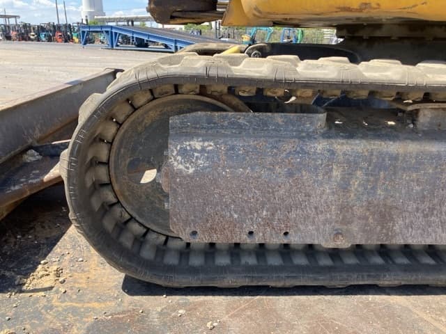 MINI EXCAVATOR — Auction (lot 8457-50015)