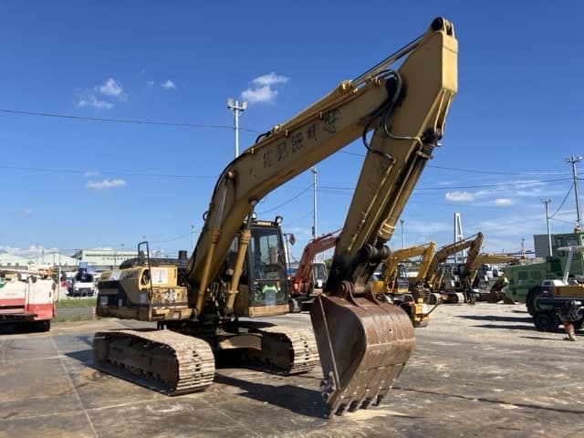 EXCAVATOR — Auction (lot 8457-50019)