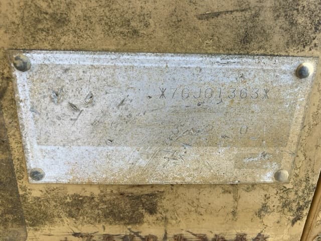 EXCAVATOR — Auction (lot 8457-50019)