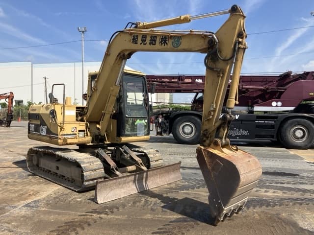 EXCAVATOR — Auction (lot 8457-50021)