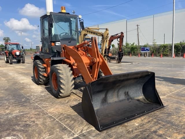 WHEEL LOADER — Auction (lot 8457-50022)