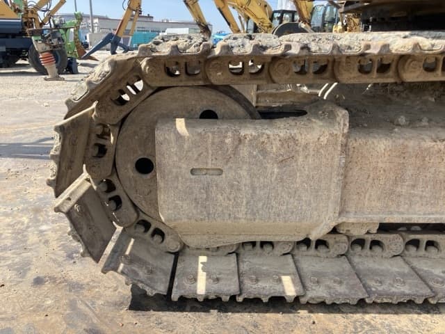 EXCAVATOR — Auction (lot 8457-50023)