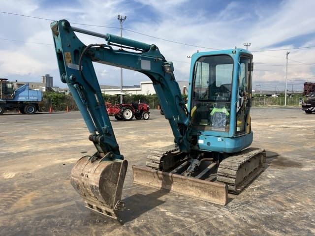 MINI EXCAVATOR — Auction (lot 8457-50027)