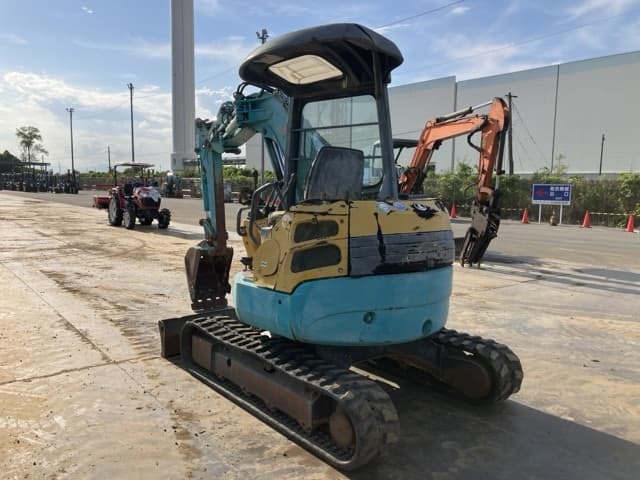 MINI EXCAVATOR — Auction (lot 8457-50028)
