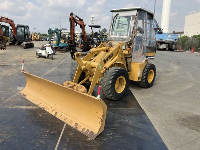 MINI WHEEL LOADER — Auction (lot 8457-50033)