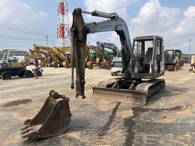 EXCAVATOR — Auction (lot 8457-50034)