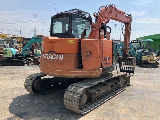 EXCAVATOR — Auction (lot 8457-50035)