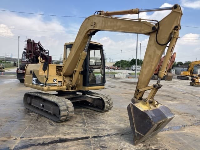 EXCAVATOR — Auction (lot 8457-50038)