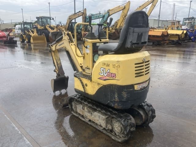 MINI EXCAVATOR — Auction (lot 8457-50045)