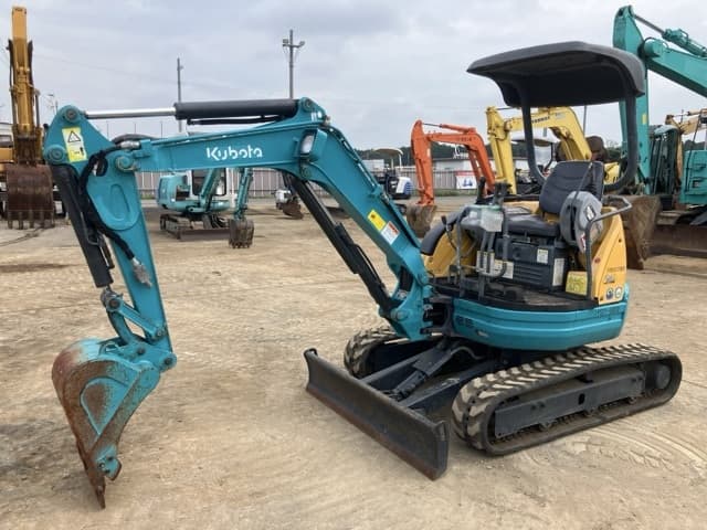 MINI EXCAVATOR — Auction (lot 8457-501)