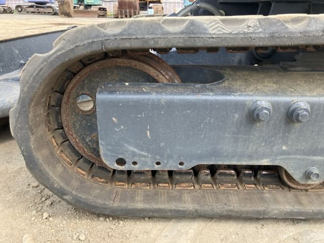 MINI EXCAVATOR — Auction (lot 8457-501)