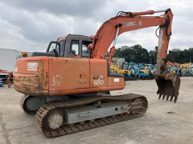 EXCAVATOR — Auction (lot 8457-509)