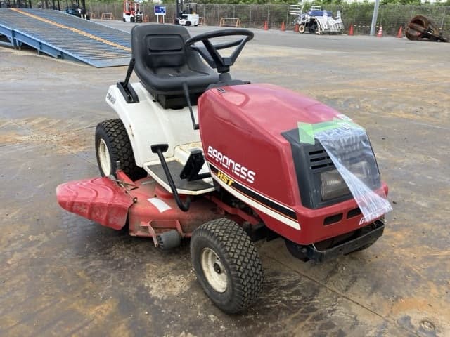 MOWING MACHINE — Auction (lot 8457-51004)