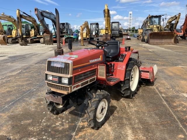 Tractor — Auction (lot 8457-51006)