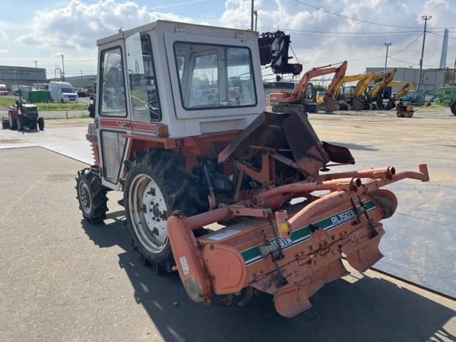 Tractor — Auction (lot 8457-51010)