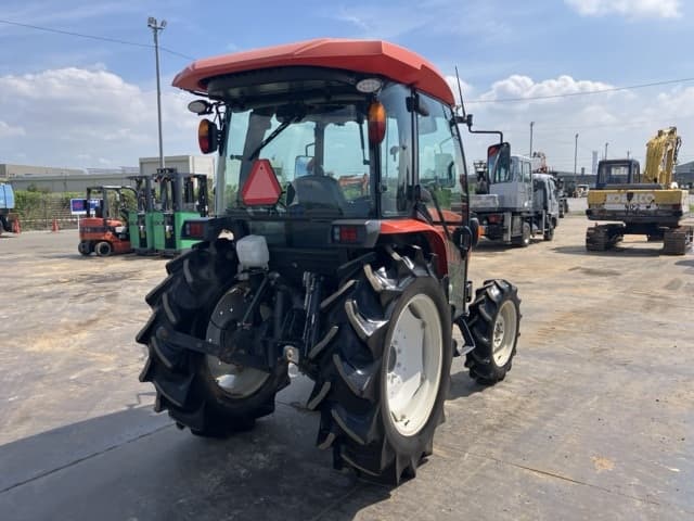 Tractor — Auction (lot 8457-51011)