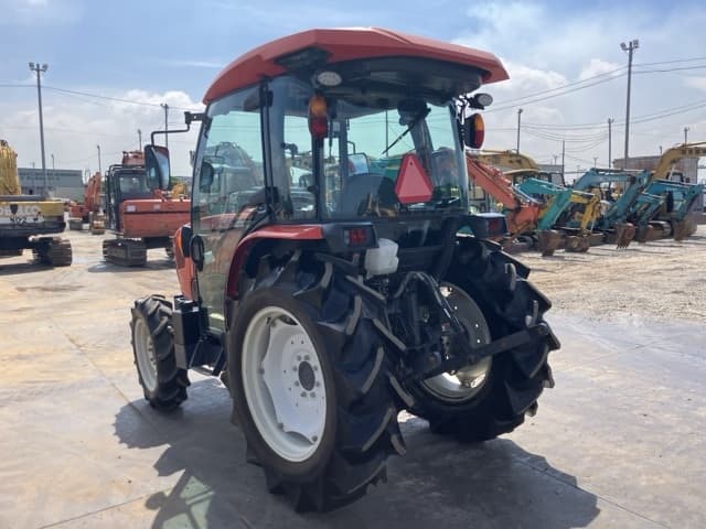 Tractor — Auction (lot 8457-51011)