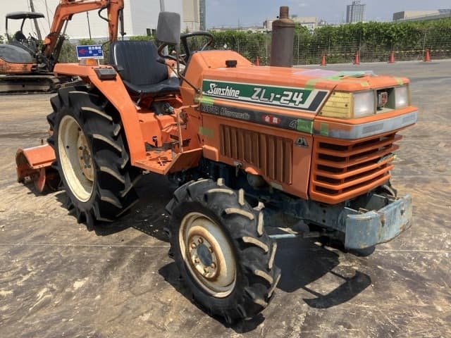 Tractor — Auction (lot 8457-51012)