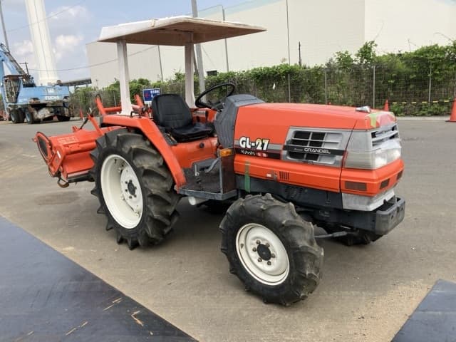 Tractor — Auction (lot 8457-51017)