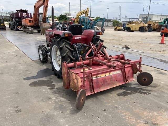 Tractor — Auction (lot 8457-51021)