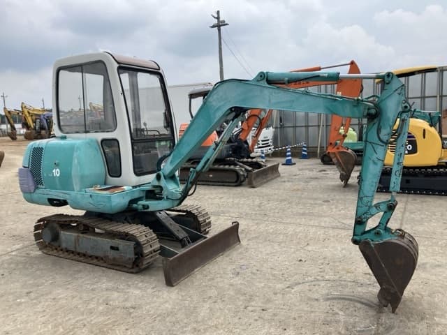 MINI EXCAVATOR — Auction (lot 8457-514)