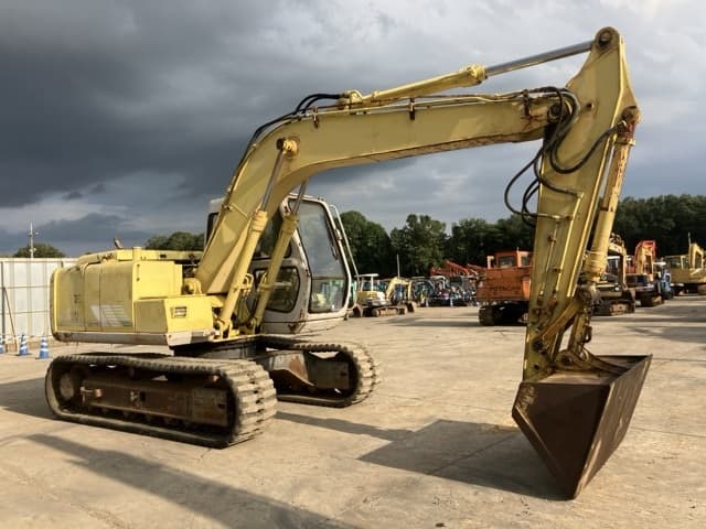 EXCAVATOR — Auction (lot 8457-515)