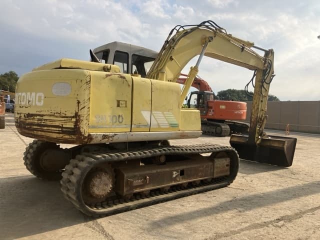 EXCAVATOR — Auction (lot 8457-515)