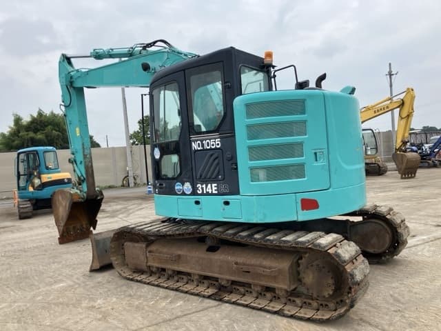 EXCAVATOR — Auction (lot 8457-517)