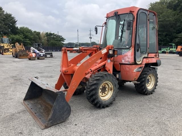 MINI WHEEL LOADER — Auction (lot 8457-518)