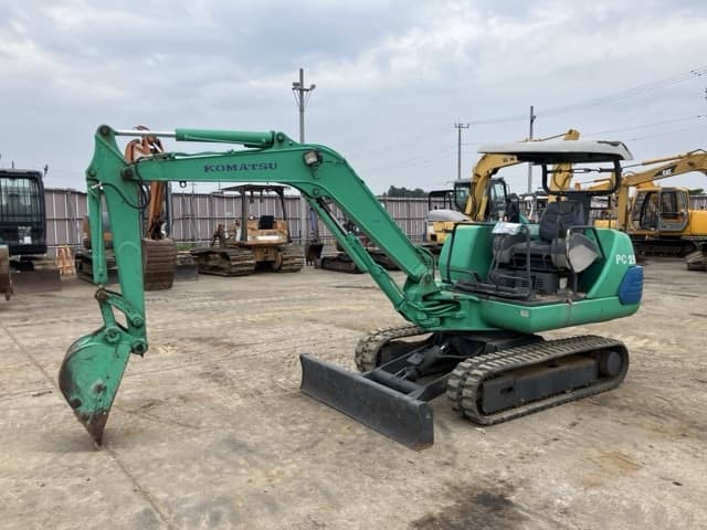 MINI EXCAVATOR — Auction (lot 8457-519)