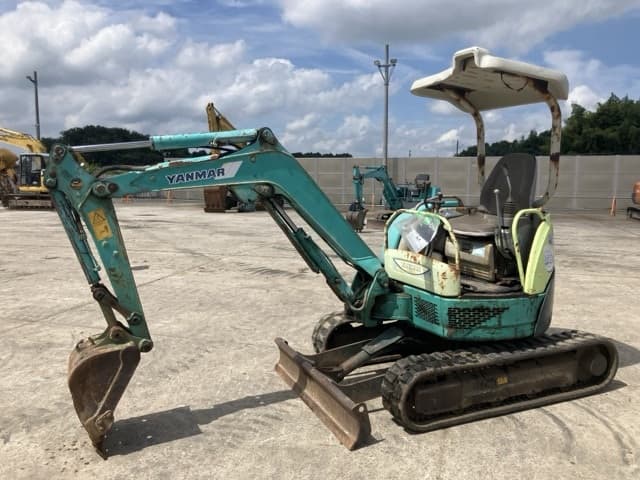 MINI EXCAVATOR — Auction (lot 8457-52)