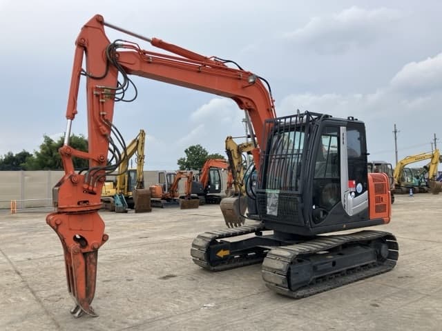 EXCAVATOR — Auction (lot 8457-520)